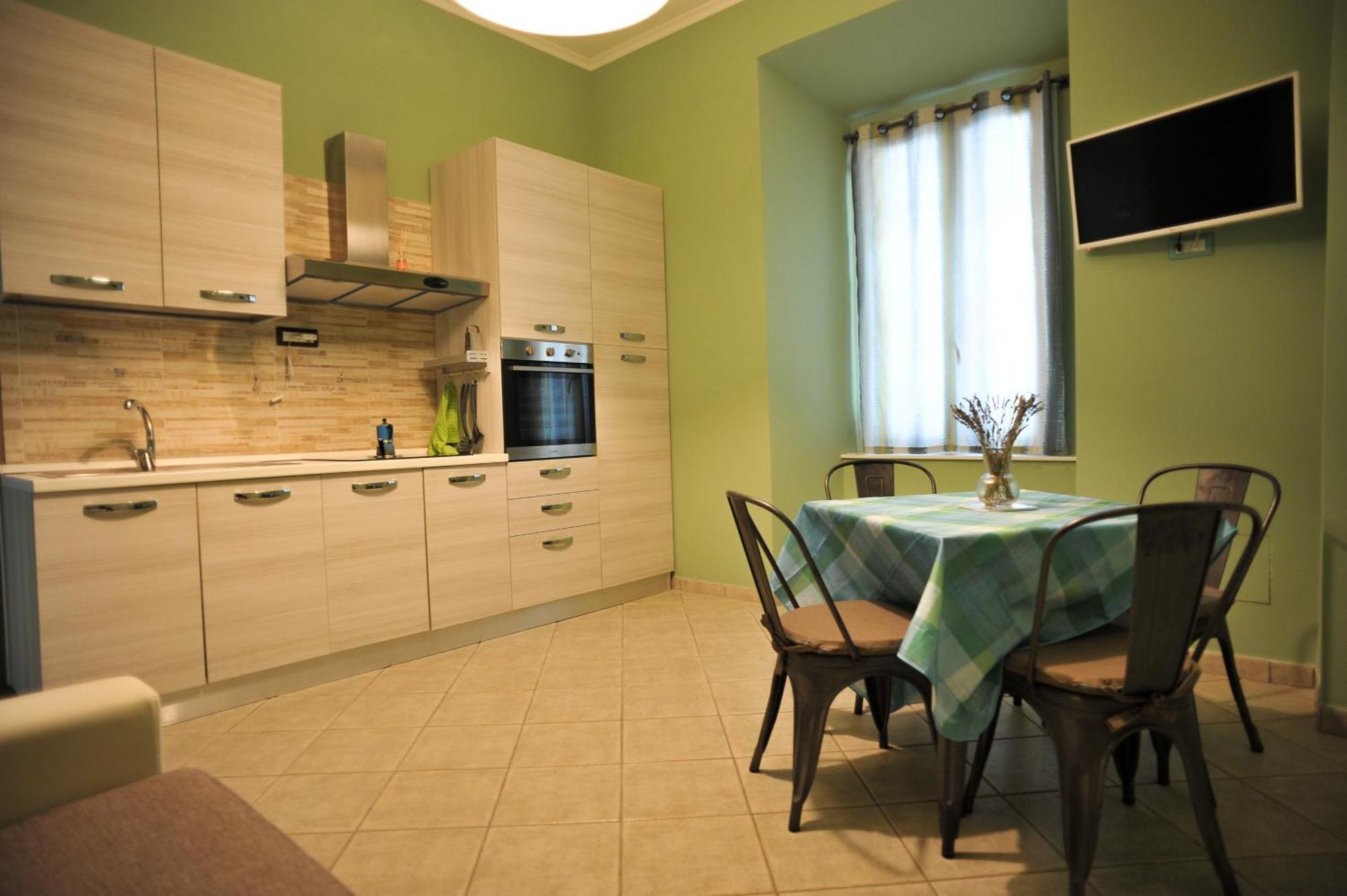 In Center Apartaments Салерно Екстер'єр фото